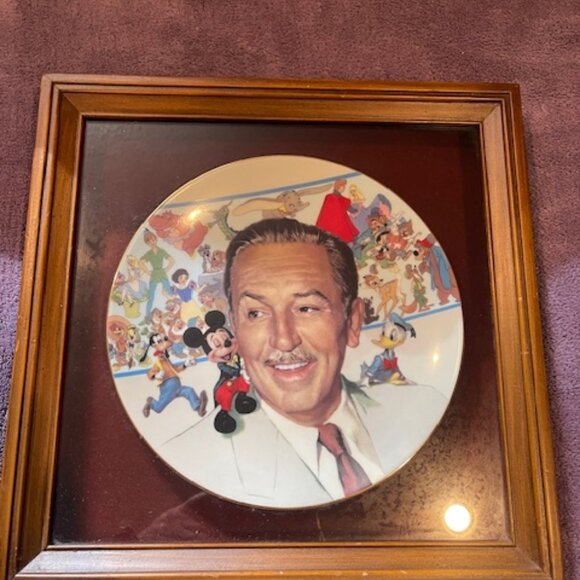 Walt Disney, 85th  Anniversary of Walt's birthday December 5, 1901 framed plate - Picture 1 of 4